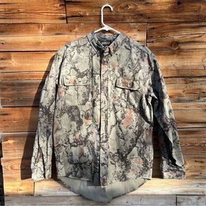 Men's Casual Button-Down Shirt in Green Camo Print